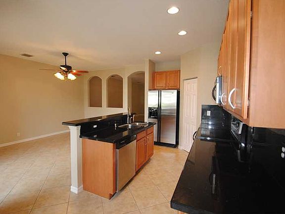 4th image of 9127 Pershore Pl
