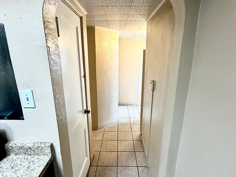 7505 Acapulco Ave — Photo 22
