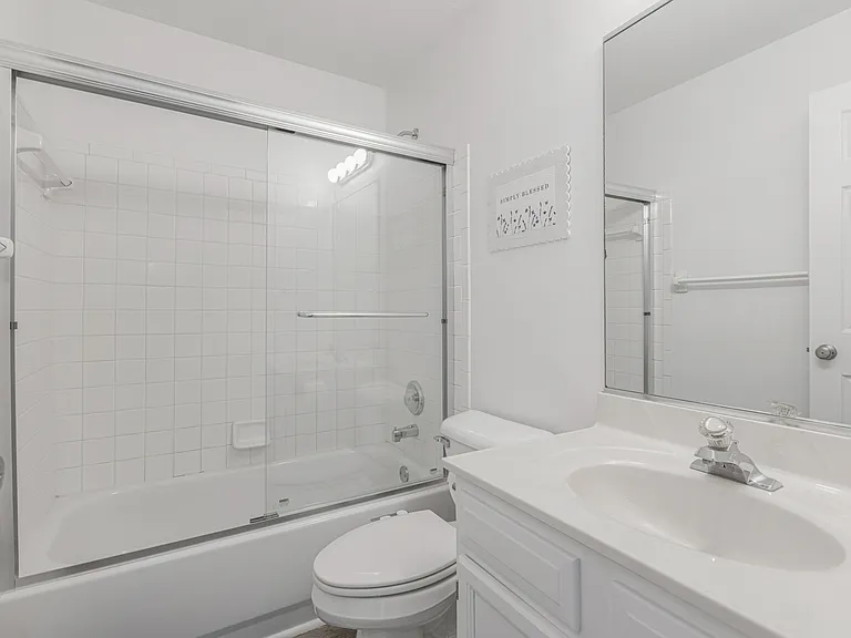 6824 Beagle Dr — Photo 36