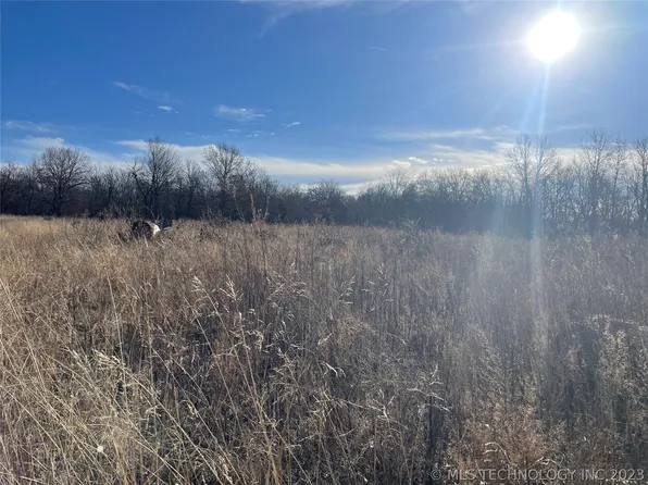 16559 S Maple Dr, Kellyville, OK 74039