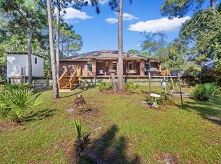 2296 Valley Rd, Navarre, FL 32566