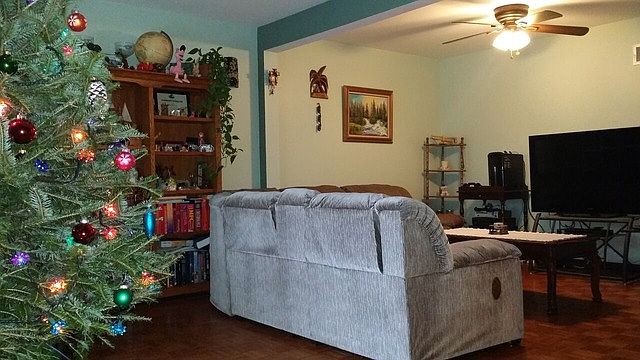 1st image of 1925 Governors Ln #1925