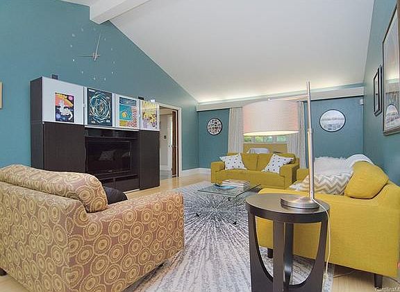 5th image of 7125 Folger Dr