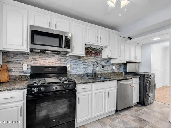 111 Barker Avenue, Shrewsbury Twp, NJ 07724