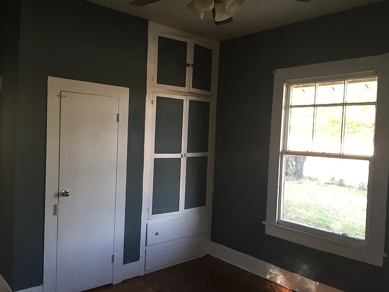 4007 Holly Ave — Photo 8