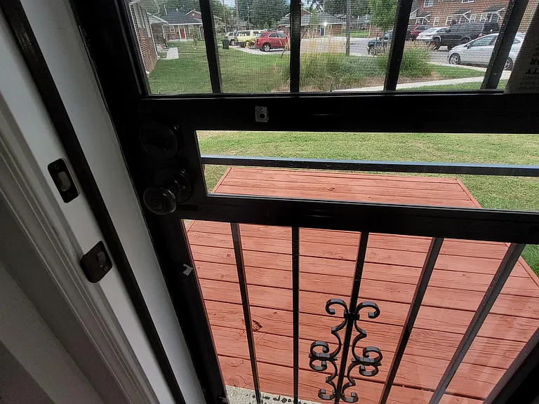 632 Main St — Photo 11