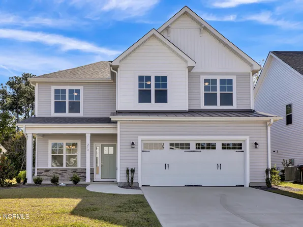 214 Man O War Lane, Hampstead, NC 28443