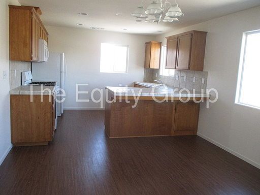 1st image of 2222 W Lark Ave