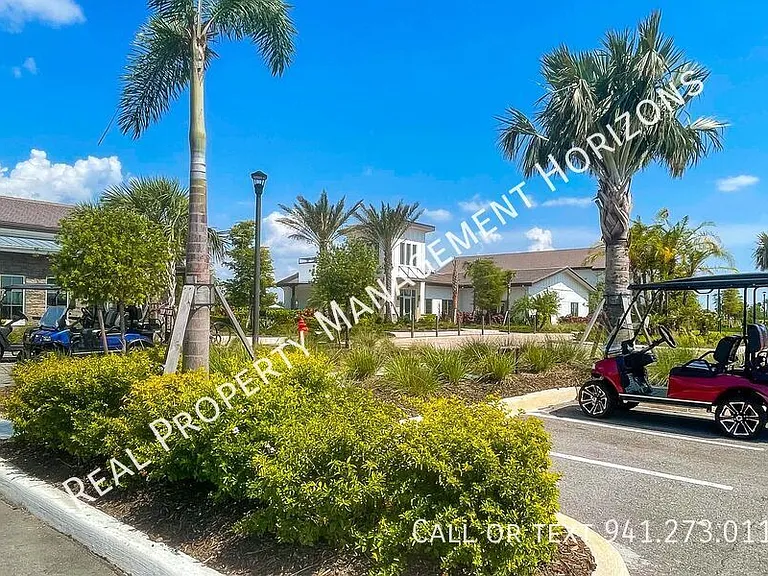 17769 Crescent Moon Loop — Photo 36