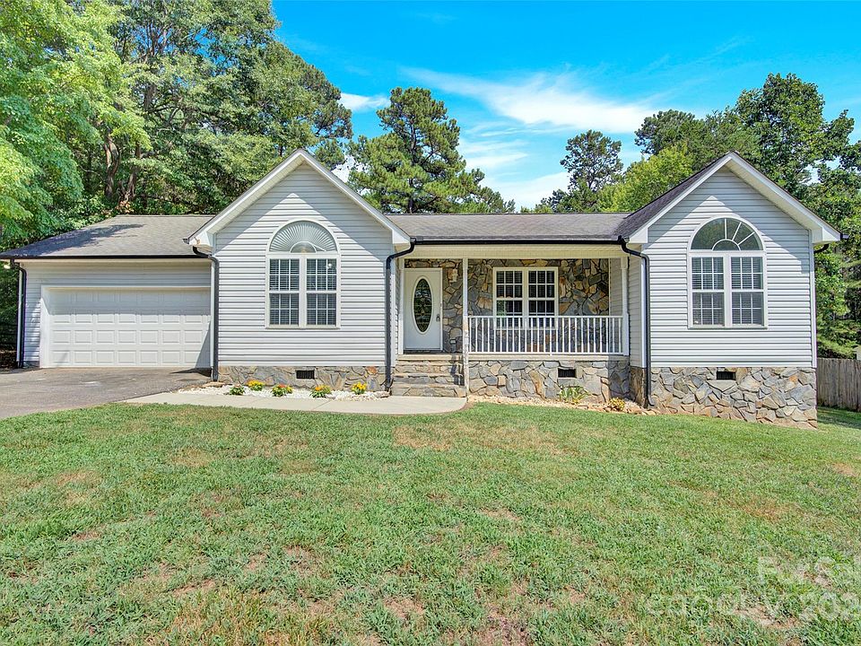 1st image of 123 Braxton Dr