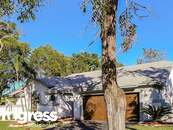 2nd image of 5186 NW 51st Ave