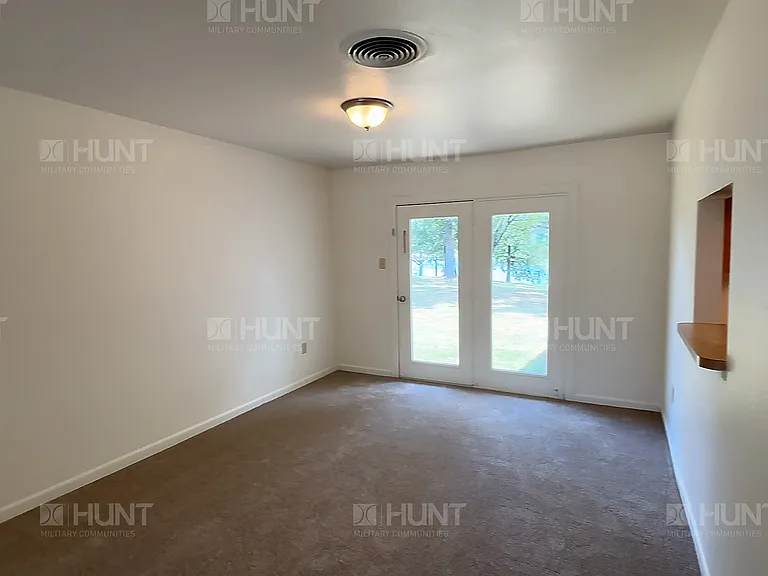 112 Alabama Dr — Photo 8