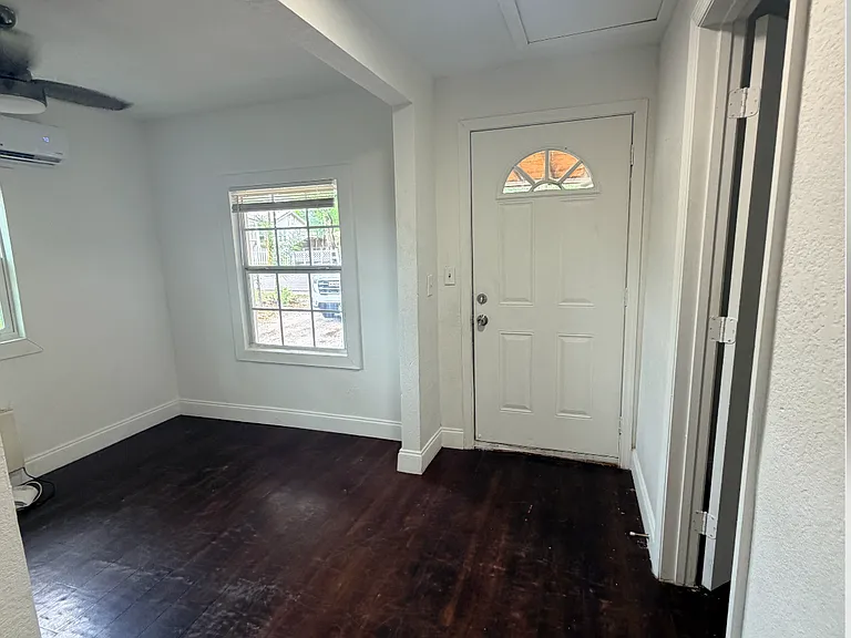 8922 Lynn Ave — Photo 8