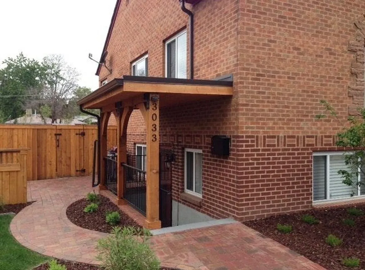 3033 Entrance & private patio on the left. - 3033 N Zenobia St #1