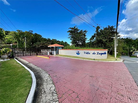 4th image of Urb. Villas de Luquillo C 15