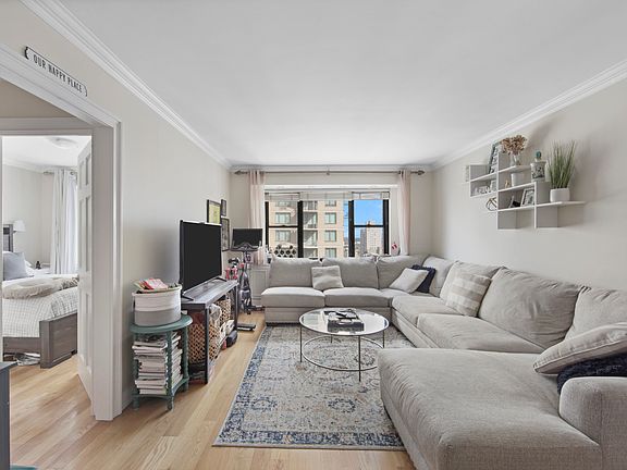 3rd image of 345 E 80th St APT 26E