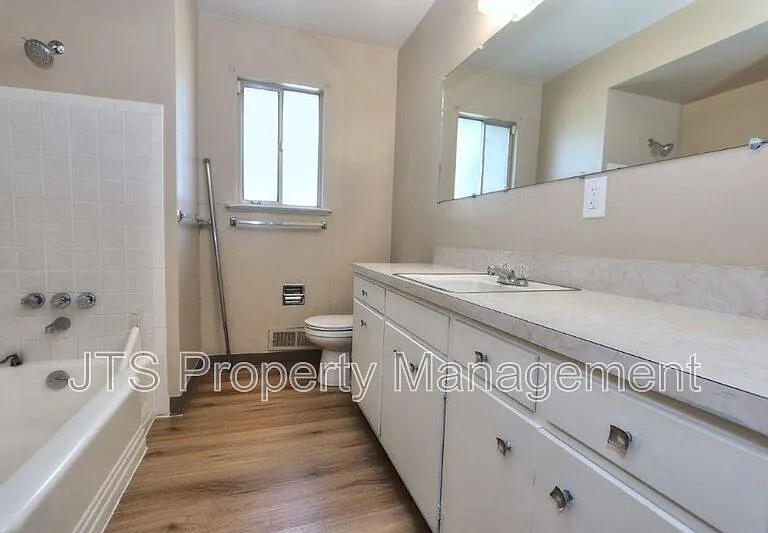 1200 Gary Way — Photo 31