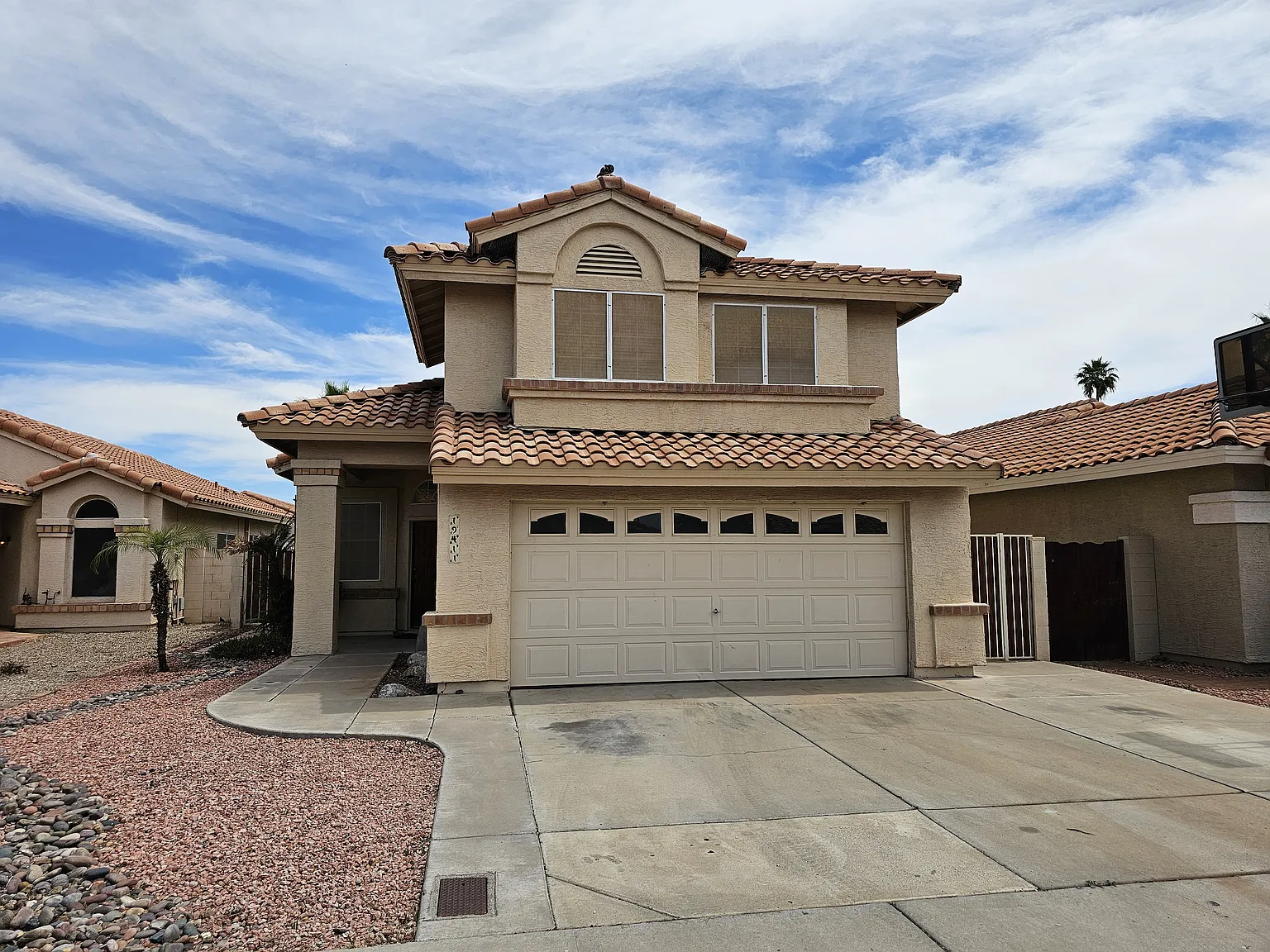 3 bed, 1603 sqft, $2,400 — Photo 1