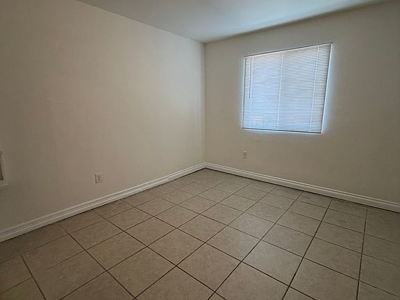 2nd image of 1629-1631 W 81st St #1629