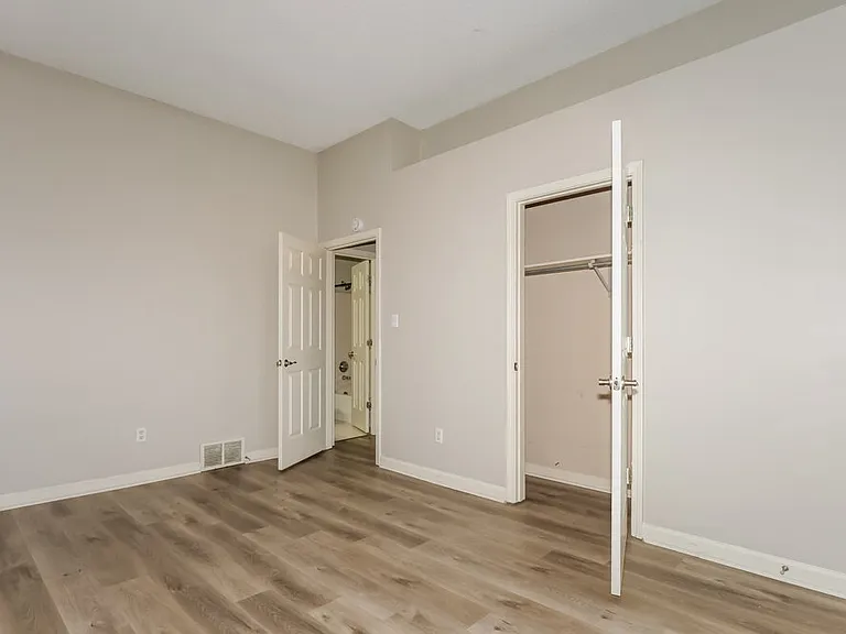 7643 Shadow Hills Dr — Photo 13