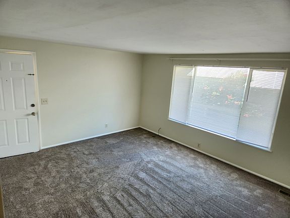 4th image of 2281 S Windsor St #860-E