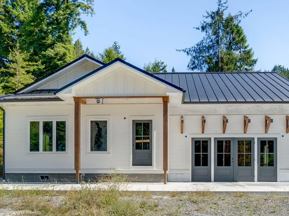 1533 Fieldbrook Rd, McKinleyville, CA 95519