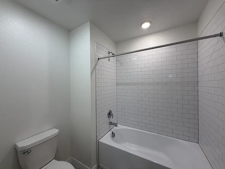 8548 Blue Wave Ln — Photo 23