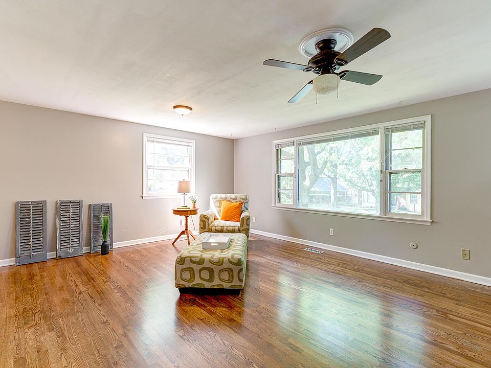Large windows allow for lots of light.