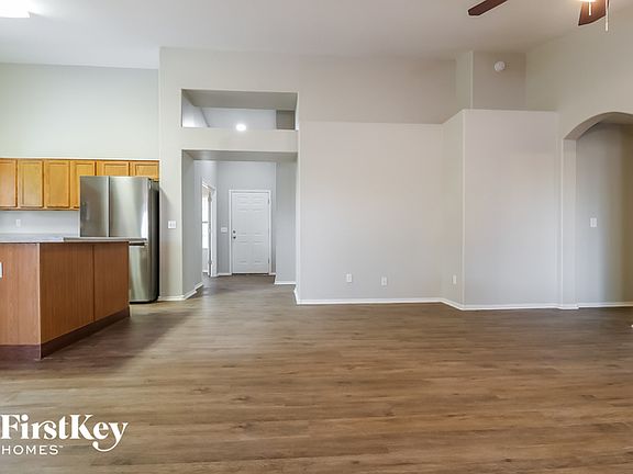 3rd image of 5134 N 75th Ln