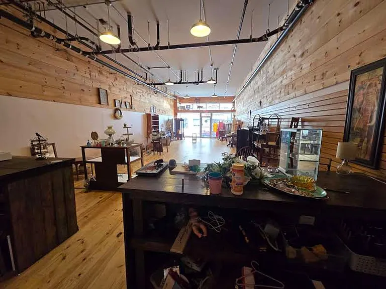 286 E Main St #A — Photo 10