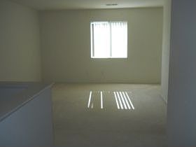 4th image of 29075 Derby Dr