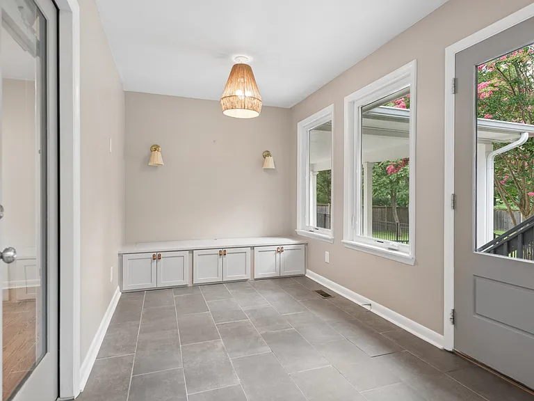 5004 Danby Dr — Photo 34