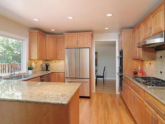 4th image of 1483 Portobelo Dr