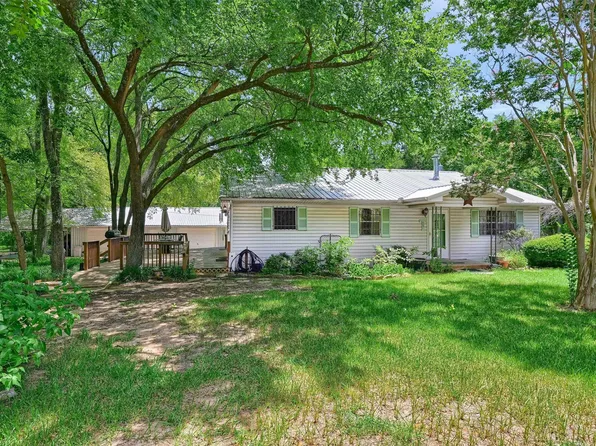 76 Old Castle Rd, Gordonville, TX 76245