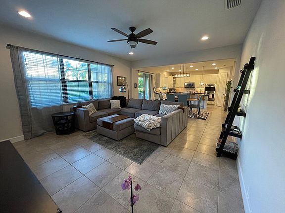 5th image of 7430 NW 109th Way