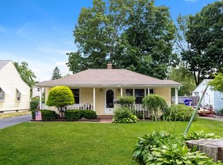 75 Garland St, Springfield, MA 01118