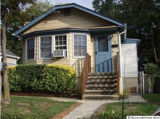 203 Hilltop Blvd, Keyport, NJ 07735