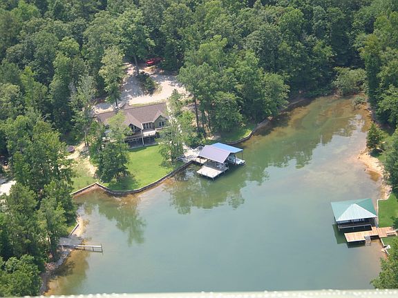 3rd image of 190 Tanglewood Dr