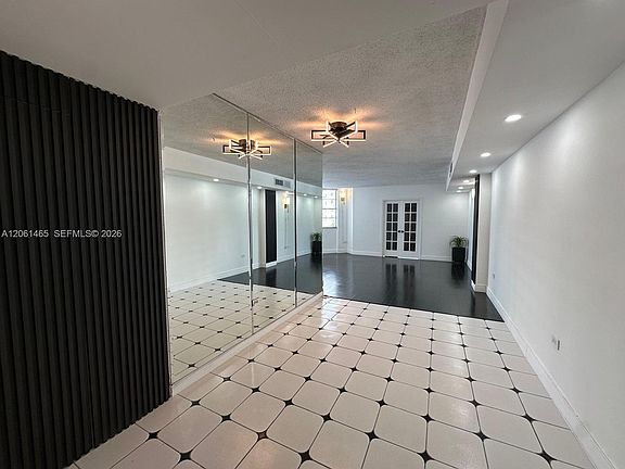 5th image of 999 Brickell Bay Dr APT 1408