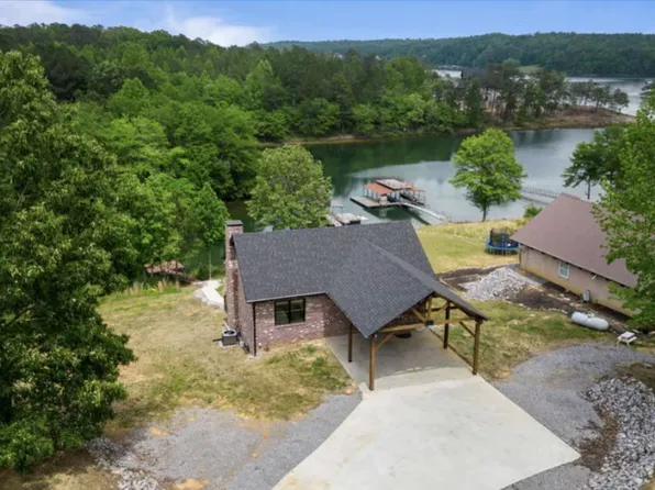 101 S Bay Dr, Jasper, AL 35503