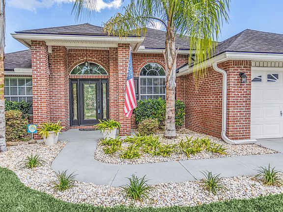 3rd image of 2130 Thorn Hollow Ct