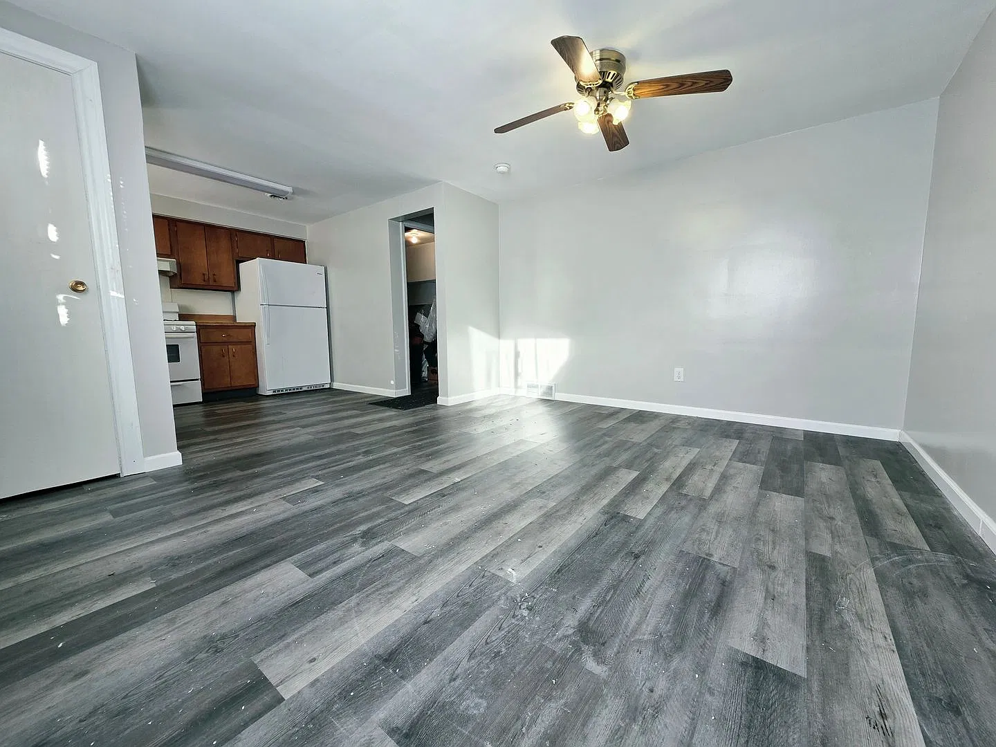 Charming 1BR Apartment in Stowe Township | Open Concept & Off-Street Parking — Photo 4