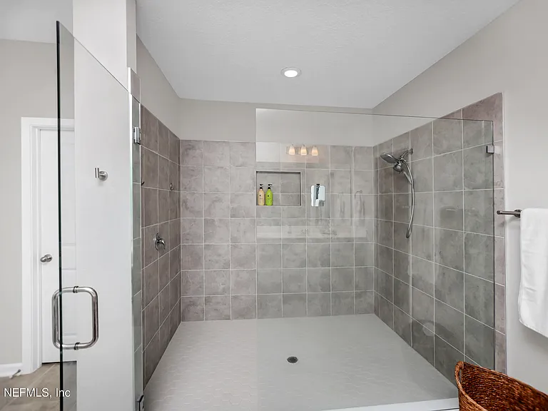 179 Horsetail Ct — Photo 66