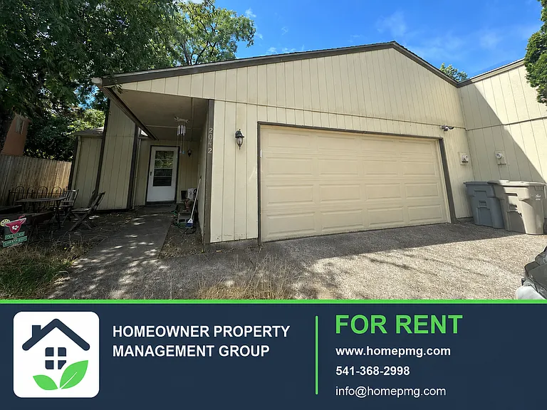 2042 NW Arthur Pl — Photo 1