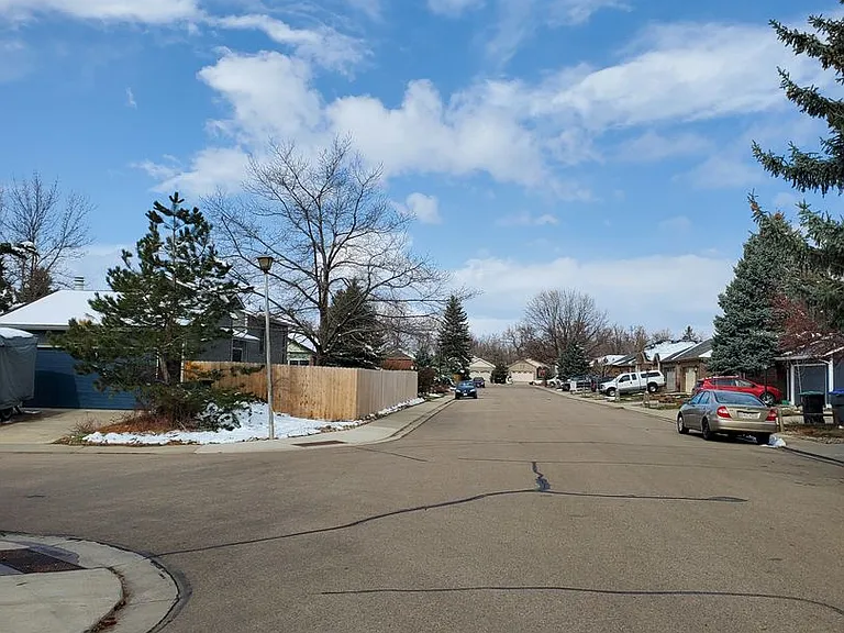 2836 Troxell Ave — Photo 2
