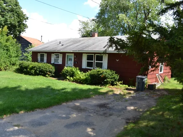 31 Winslow Ave, Leicester, MA 01524