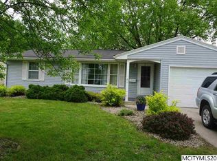 88 Sunny Cir, Mason City, IA 50401