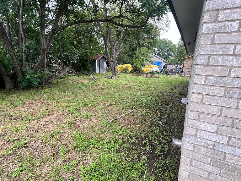 606 Guadalimar St — Photo 36
