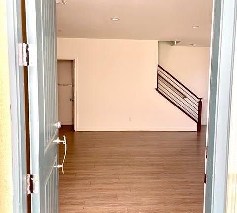 5th image of 3633 Elias Ln