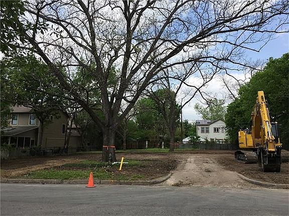 2nd image of 4204 Ramsey Ave